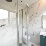 Joivy Inviting In *