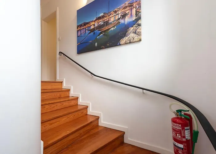 Joivy Inviting In Apartment *